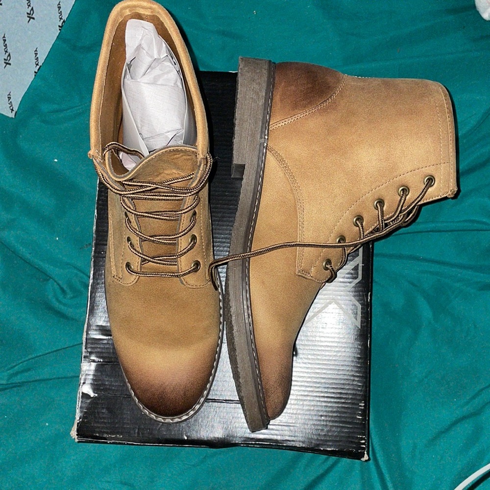 NWT X-RAY Men’s Tan Boots size 11